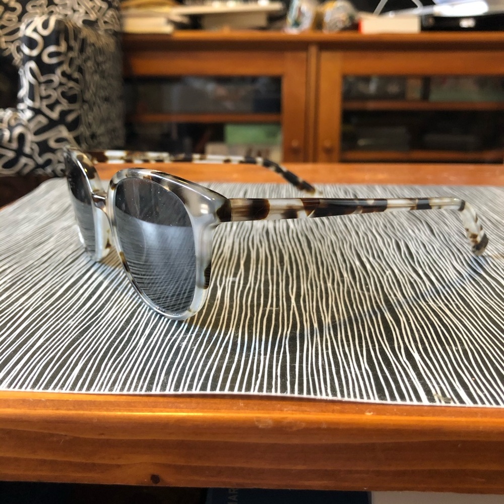 ❤️ Warby Parker Dahl Sunglasses - Picture 3 of 6
